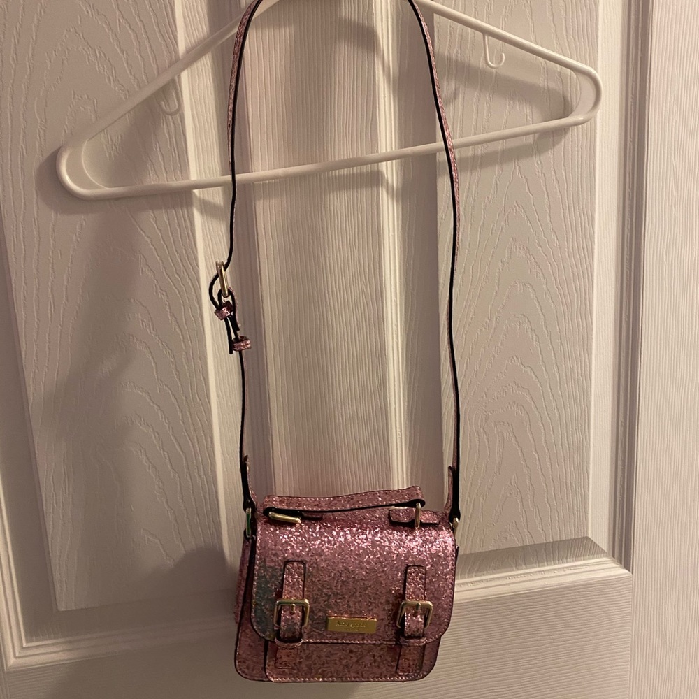 BNWOT Kate Spade kids’ glitter scout crossbody.